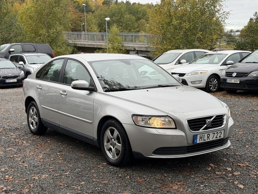 Volvo S40 1.8 Kinetic 2009, bild 2/10