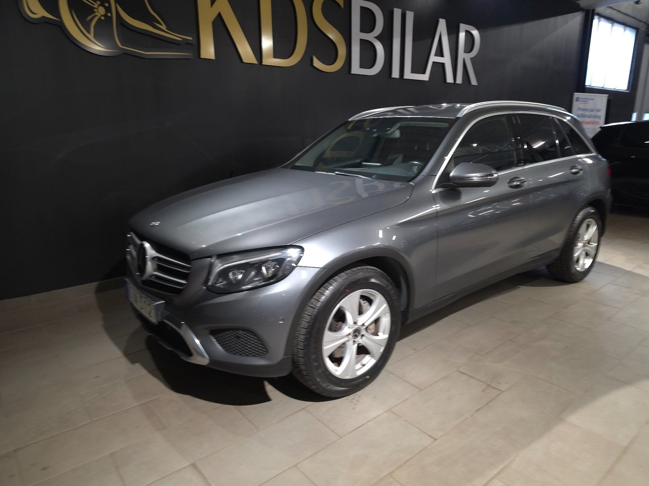 Mercedes-Benz GLC 220 d Exclusive 2018, bild 2/10