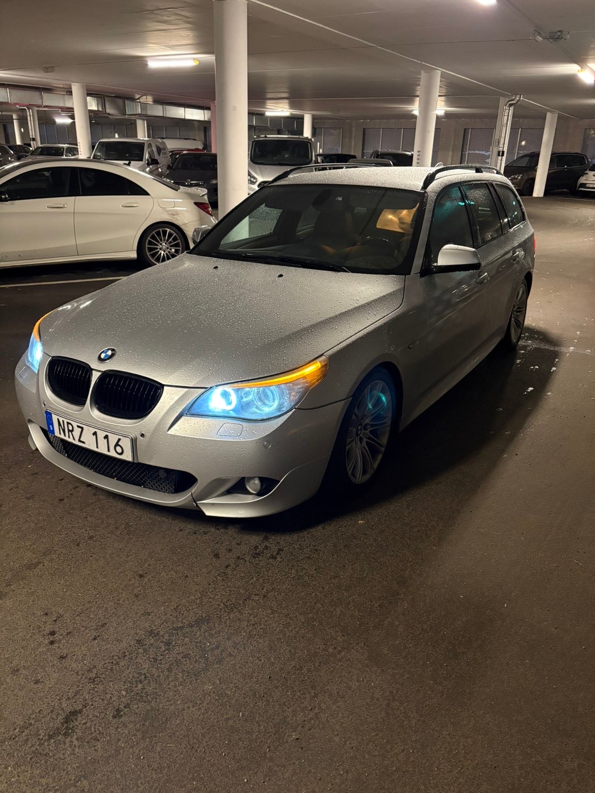 BMW 520d 2010, bild 2/8