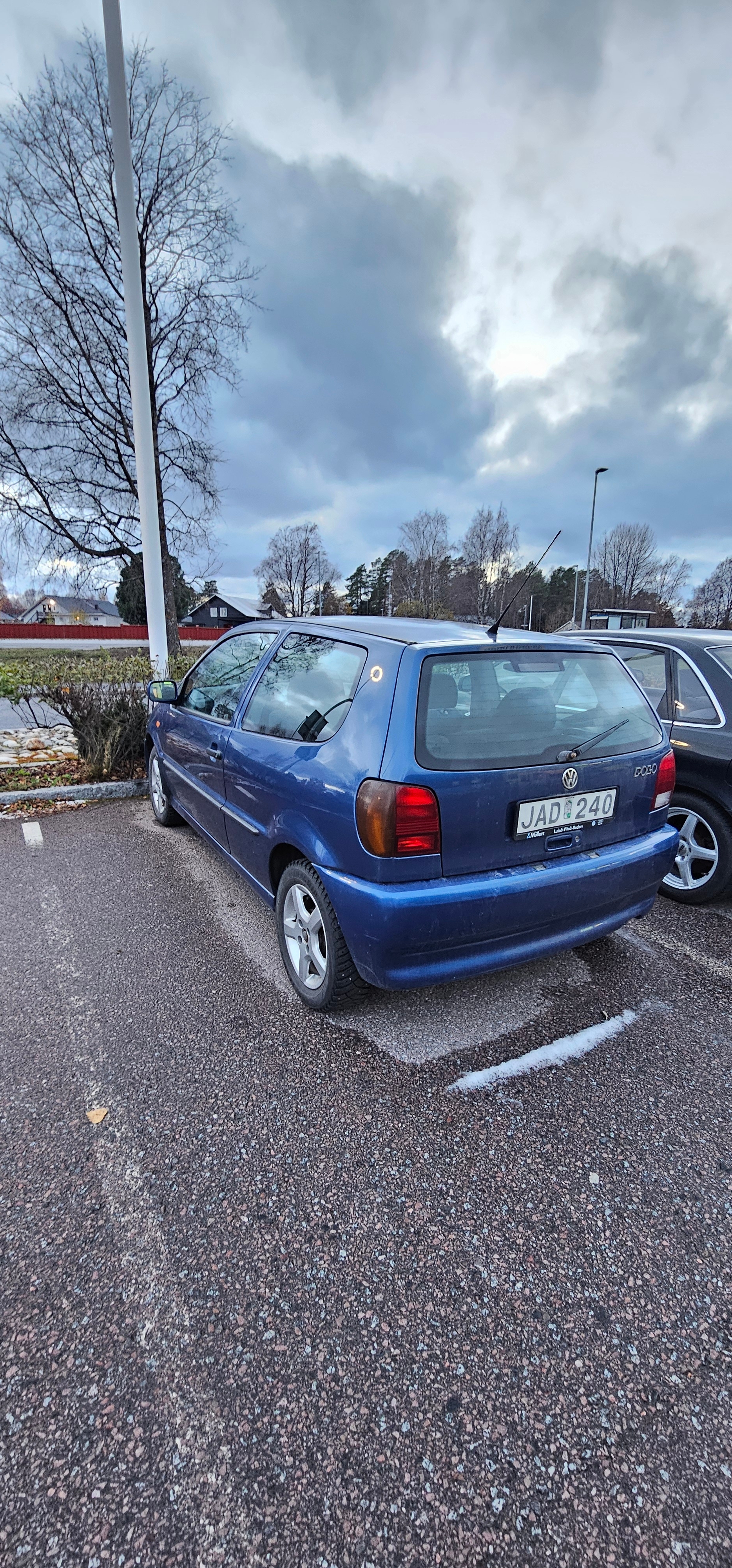 Volkswagen Polo 3-dörrar 1.4 Manuell 1999, bild 3/7