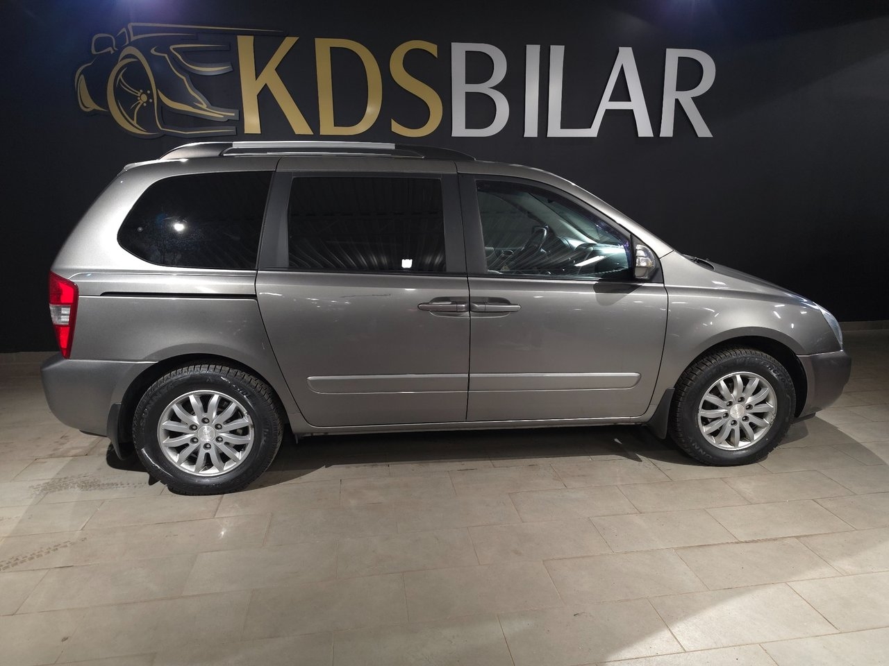 Kia Carnival 2011, bild 6/10