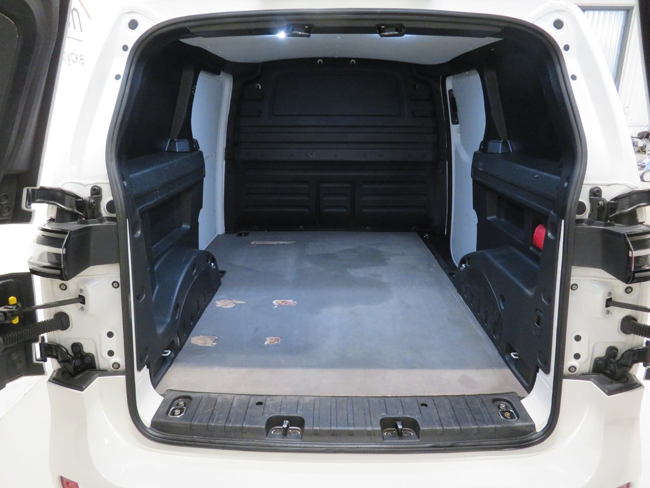 Volkswagen ID. Buzz 2023, bild 5/10