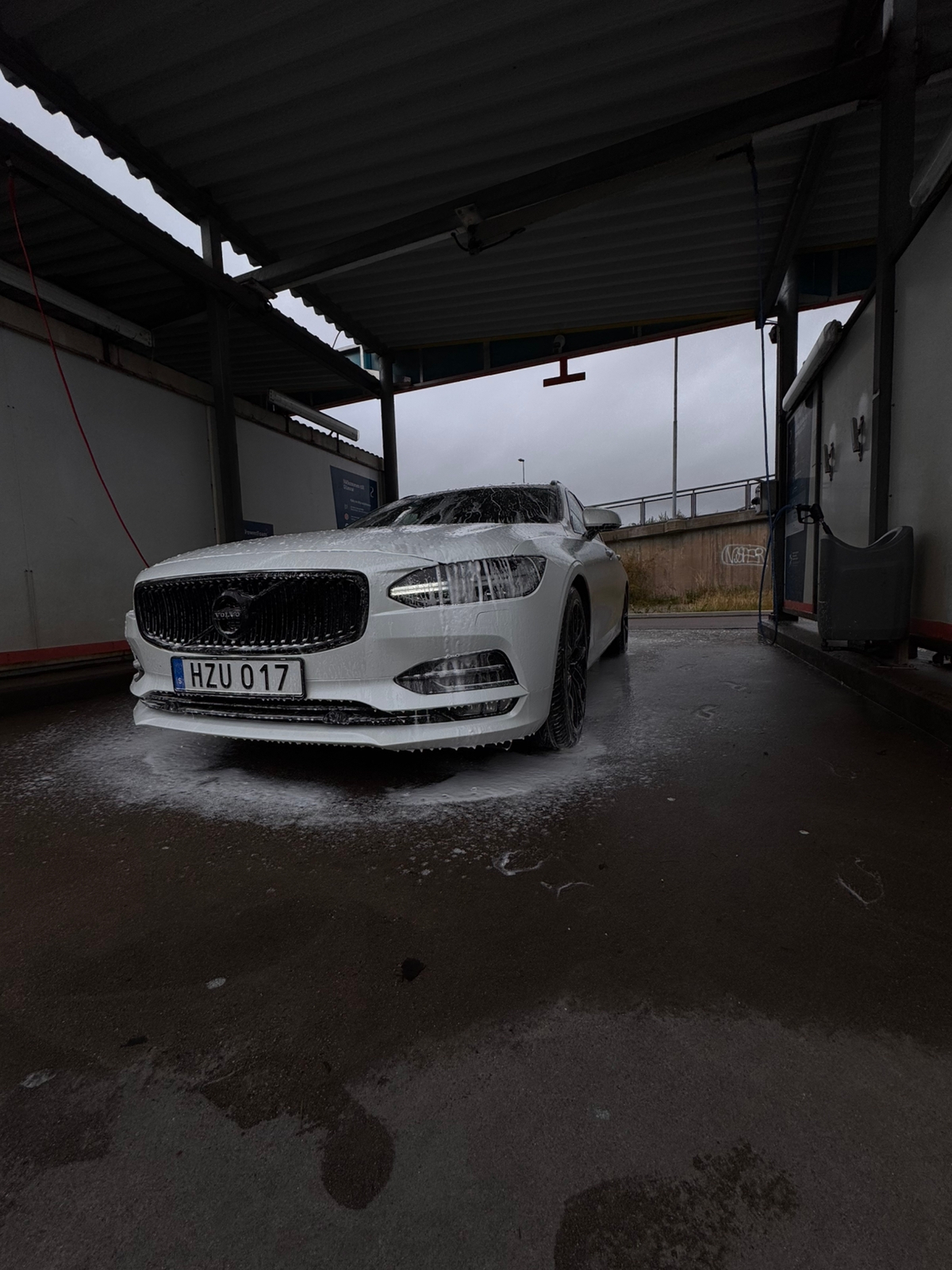 Volvo V90 D3 AWD Geartronic 2018, bild 3/10