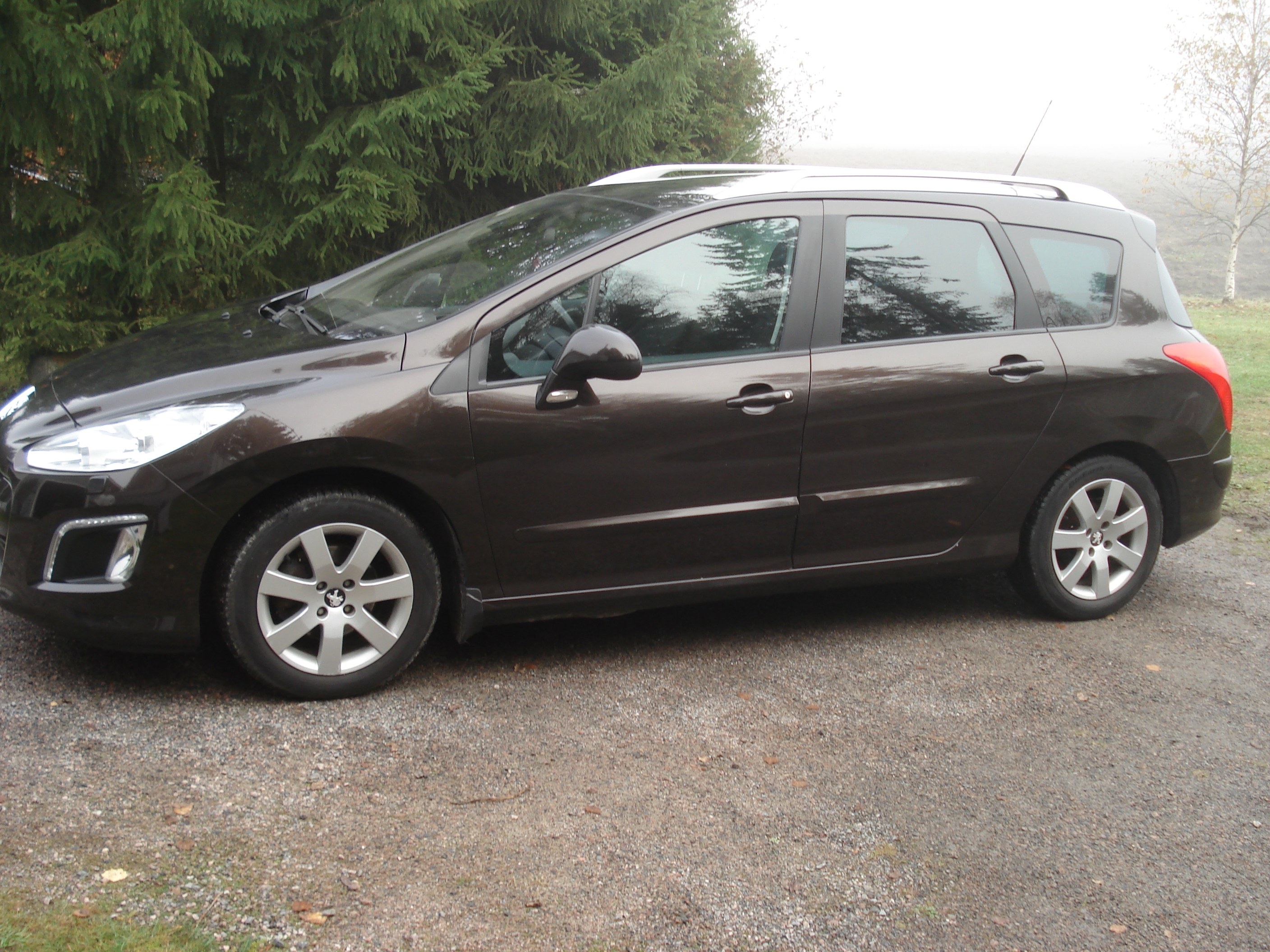 Peugeot 308 120 VTi 2012, bild 3/8