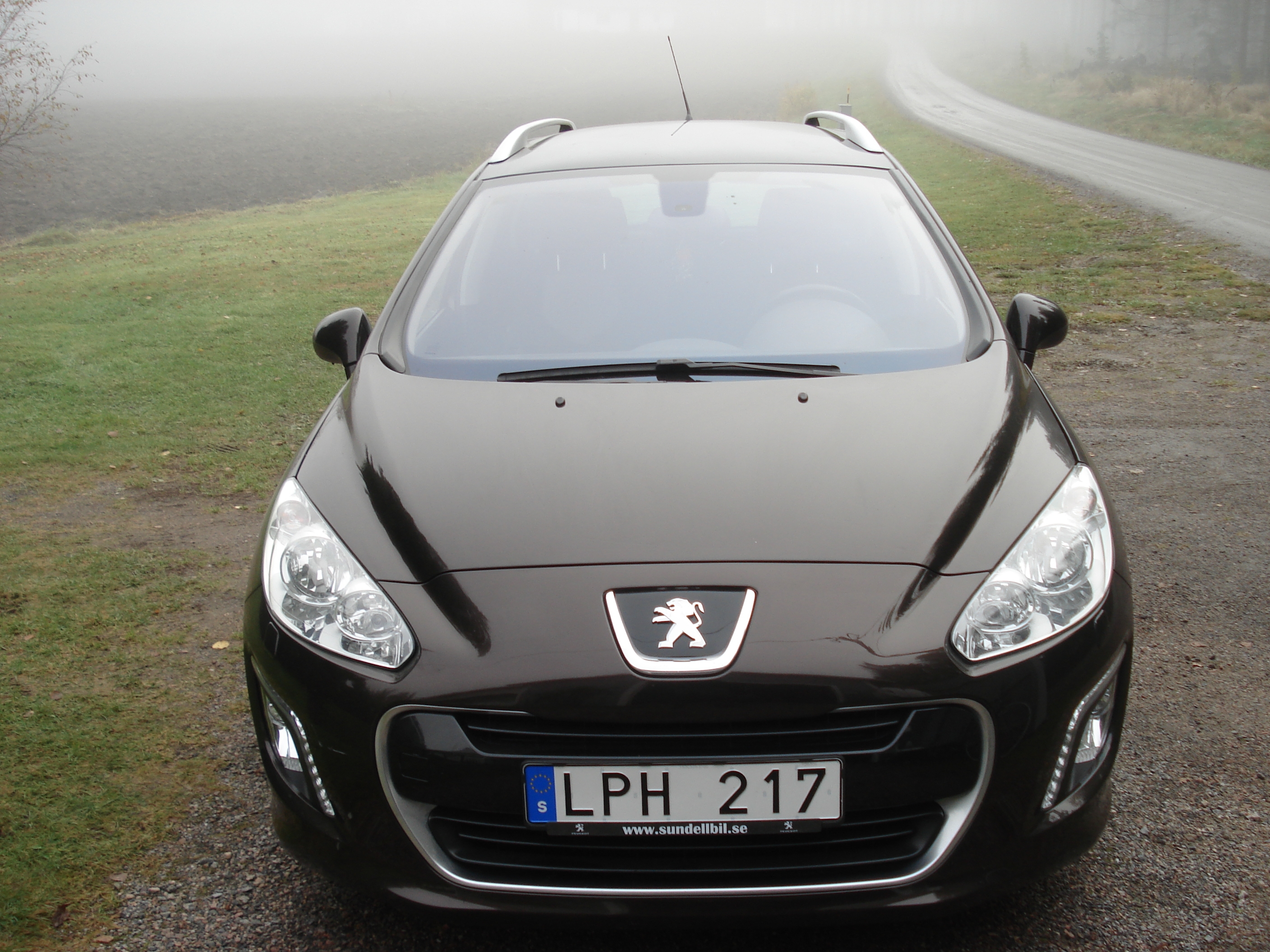 Peugeot 308 120 VTi 2012, bild 2/8
