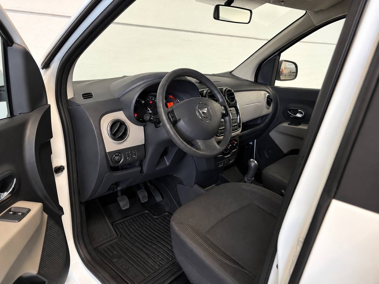 Dacia Lodgy 2015, bild 6/10