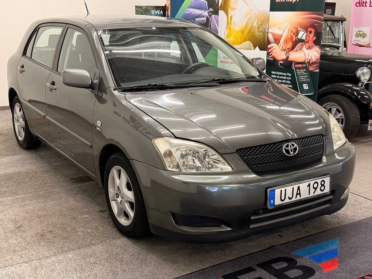 Toyota Corolla 5-dörrars 1.6 VVT-i 2003, bild 4/10