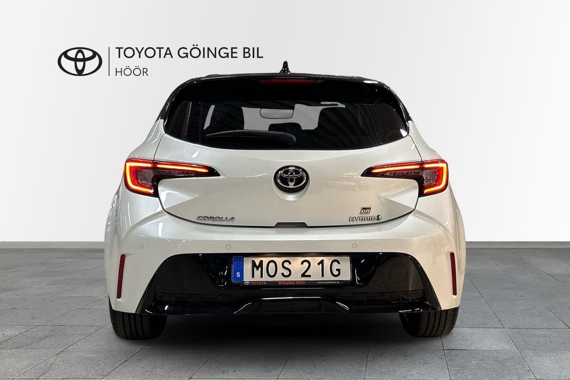 Toyota Corolla 1.8 Hybrid GR Sport 2023, photo 5/11
