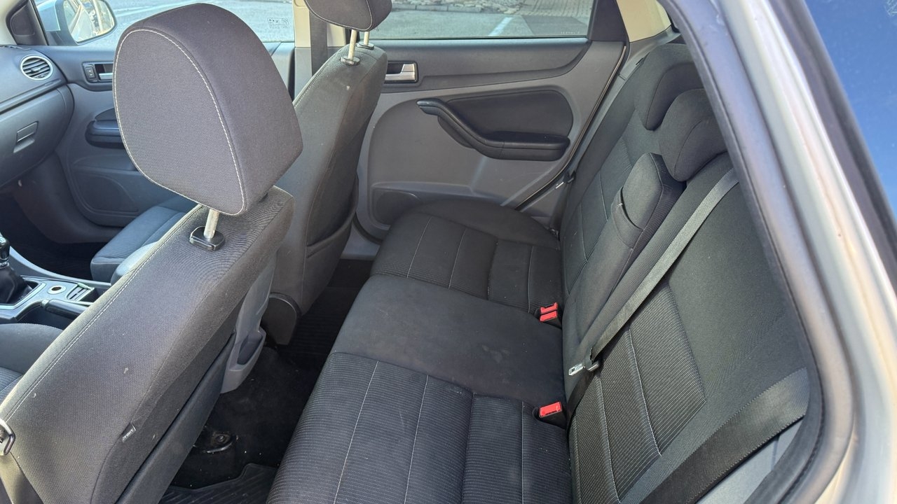 Ford Focus 1.8 Titanium 2009, bild 5/10