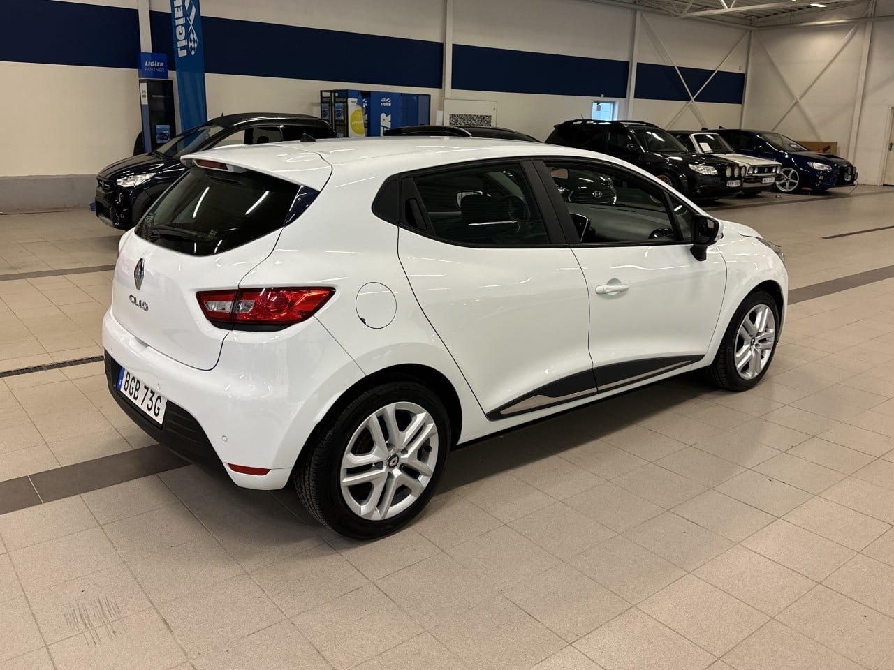 Renault Clio TCe 90 Zen 2020, bild 5/10