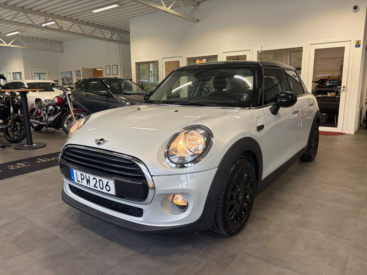 MINI Cooper 5-dörrars Pepper P-Sensorer 2018, bild 3/10