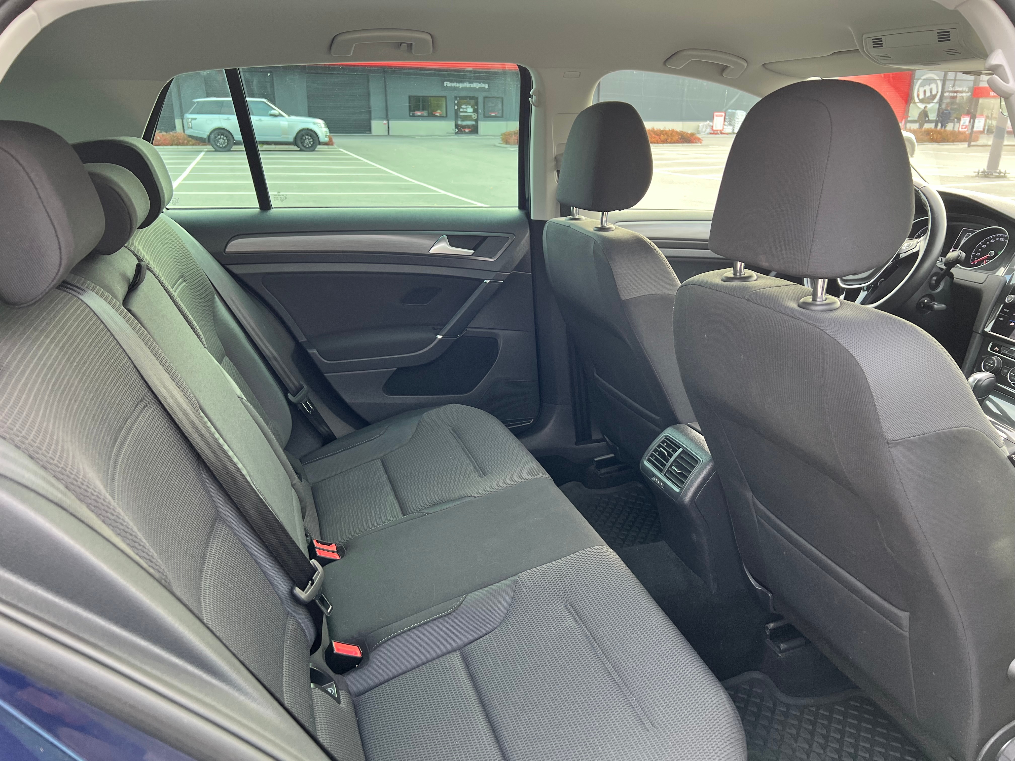 Volkswagen Golf 2018, photo 8/8