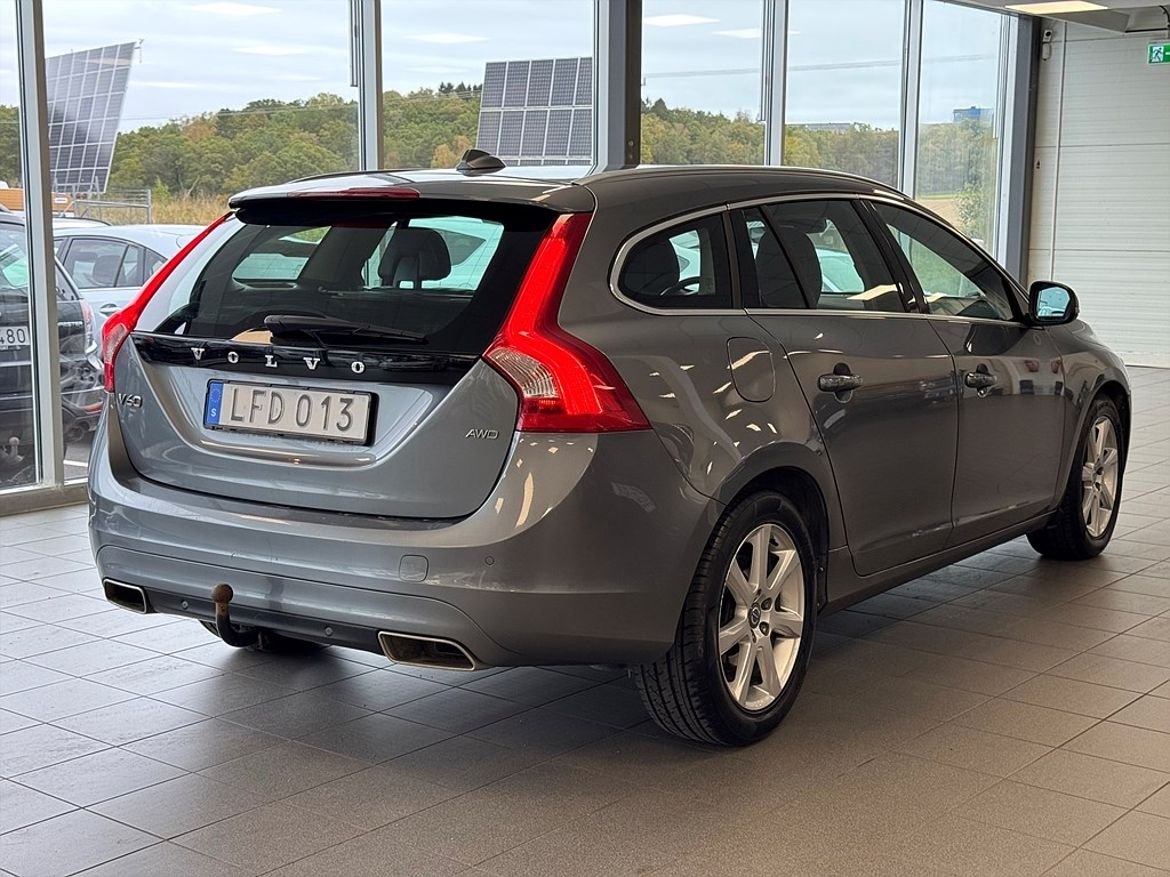 Volvo V60 D4 Summum 2016, bild 3/10