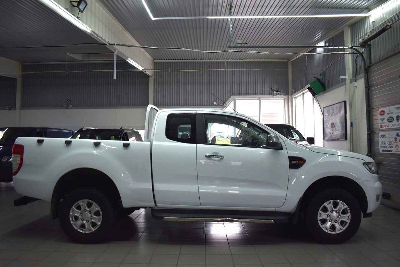 Ford Ranger 2.2 TDCi XLT 2016, bild 2/10