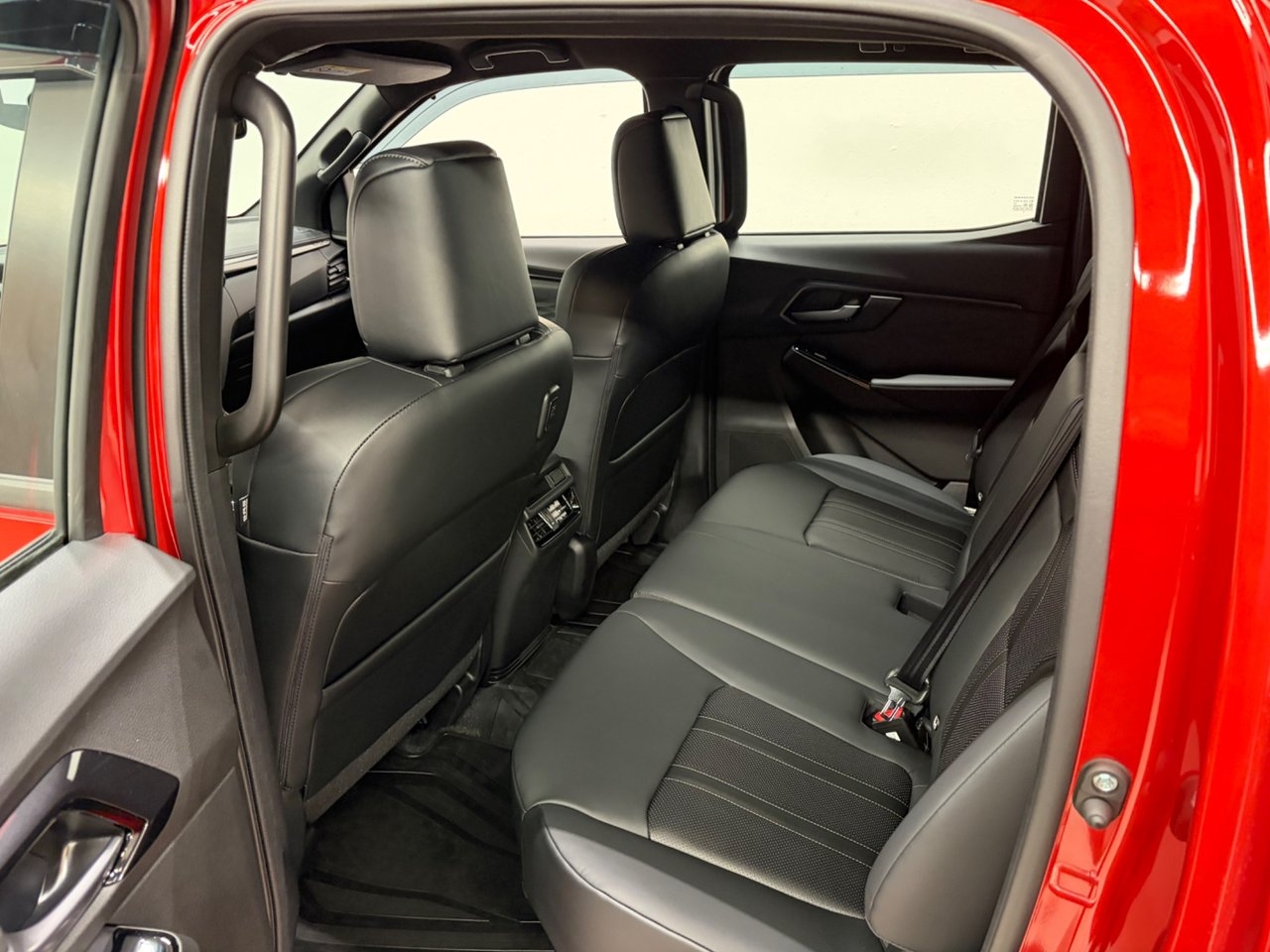 Isuzu D-MAX 2.2 Diesel 2026, bild 6/10