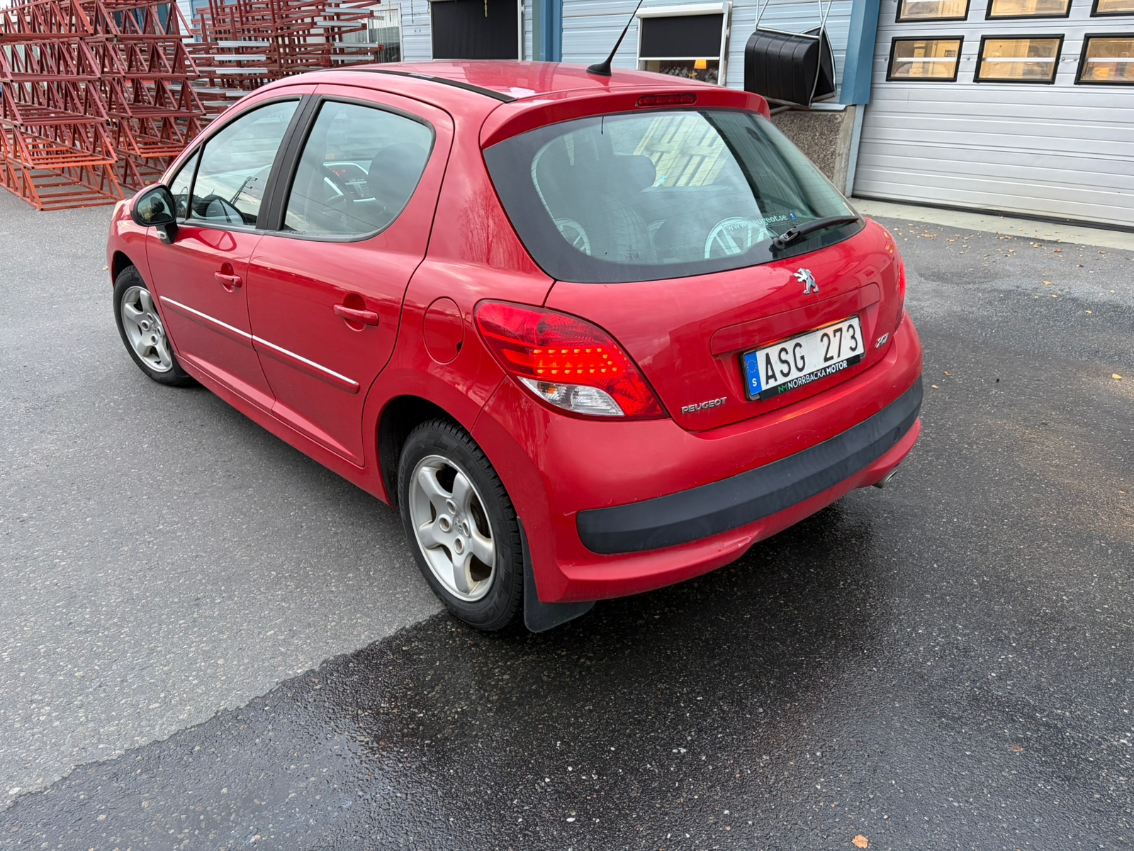 Peugeot 207 HDi FAP 110 2010, photo 4/6