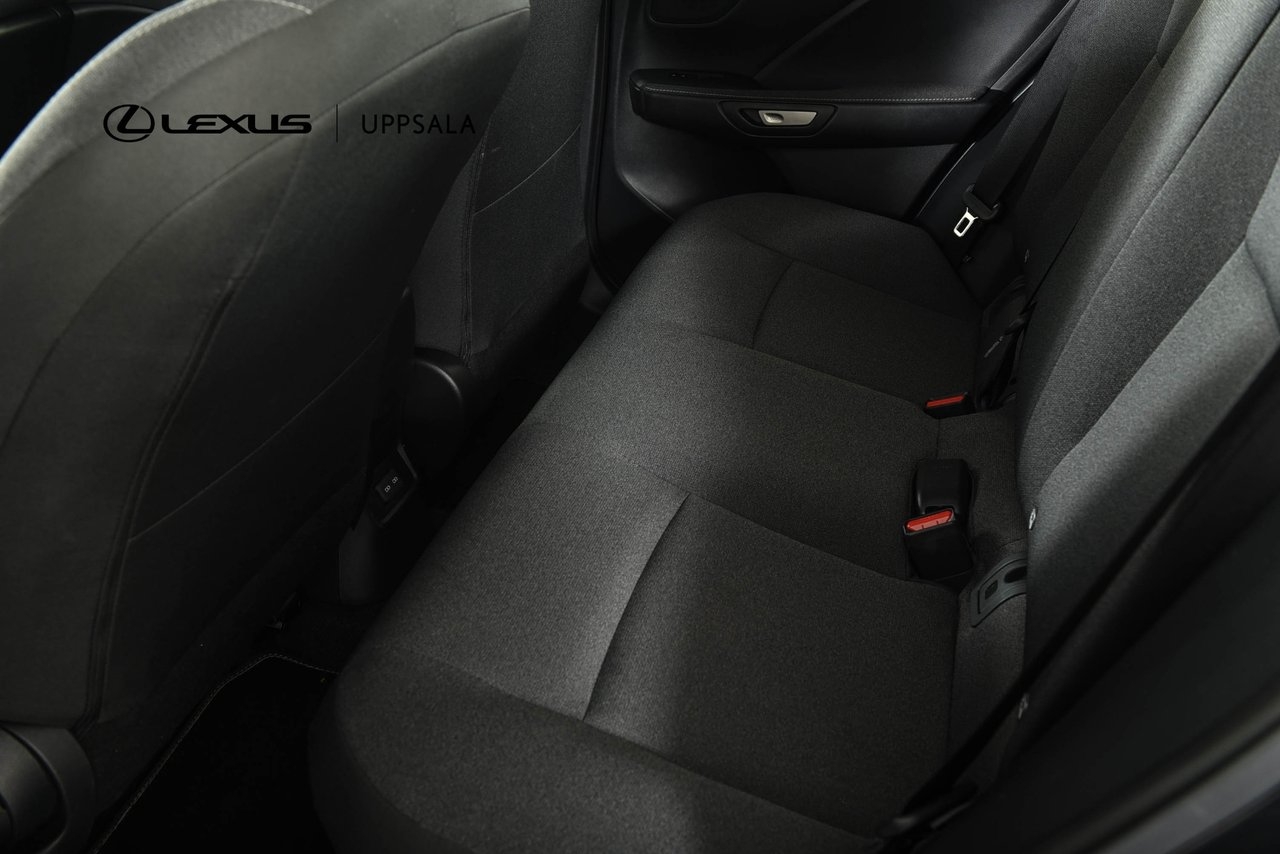 Lexus LBX 2025, bild 7/10