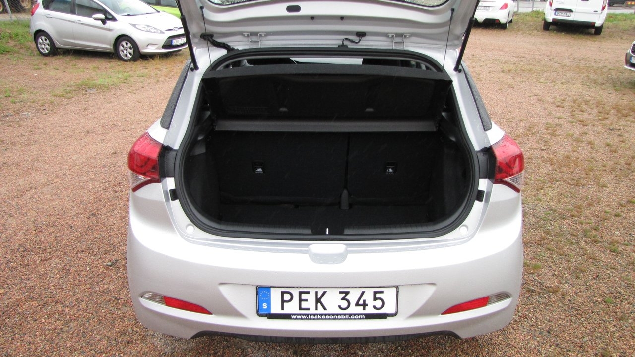 Hyundai i20 1.2 Comfort 2017, bild 8/8
