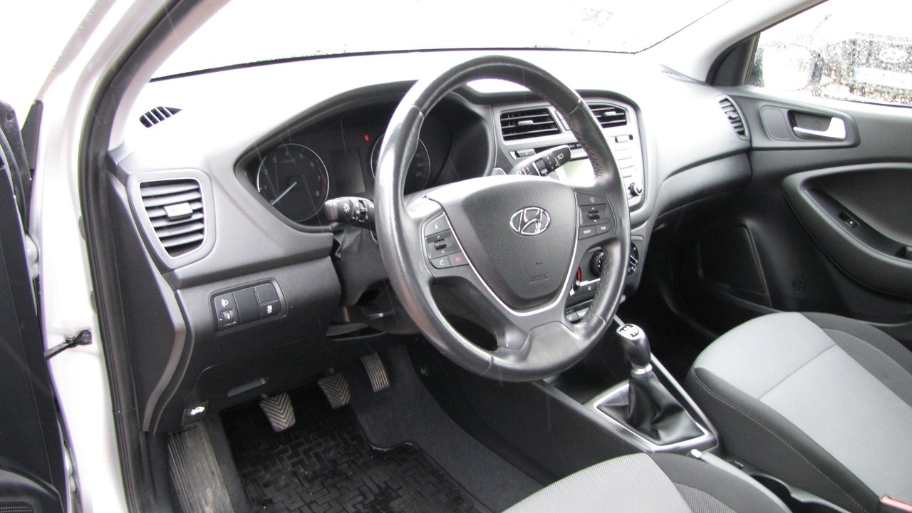 Hyundai i20 1.2 Comfort 2017, bild 5/8