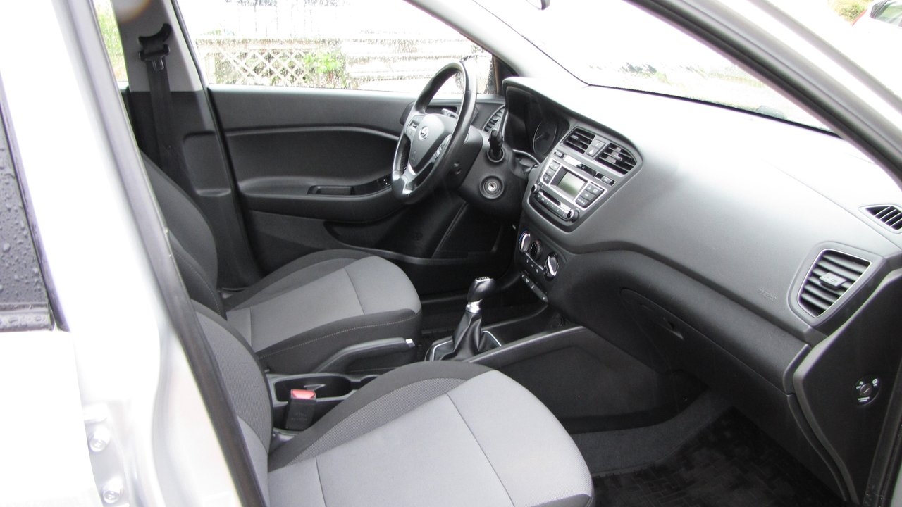 Hyundai i20 1.2 Comfort 2017, bild 6/8