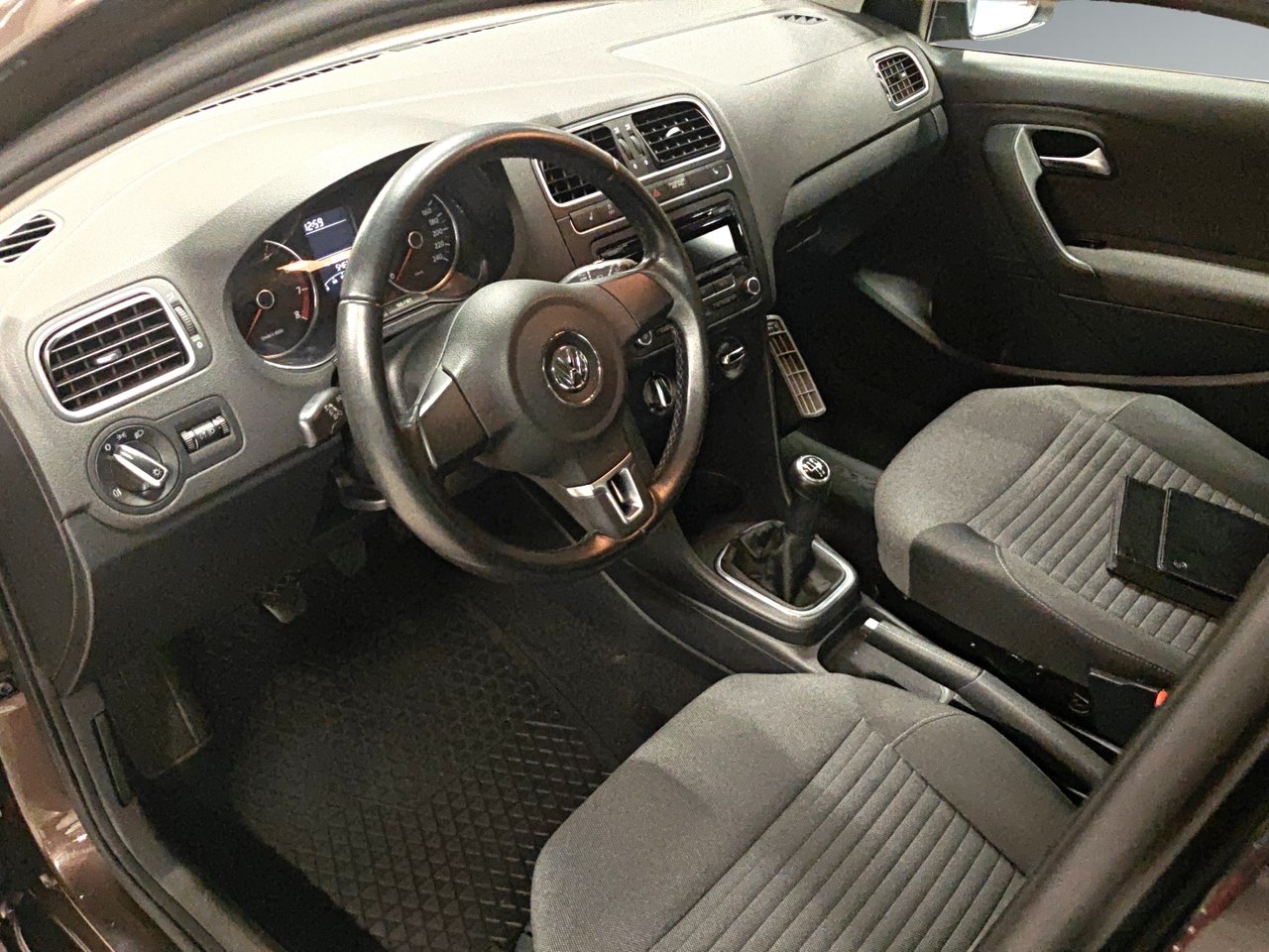 Volkswagen Polo 1.2 TSI 2012, bild 4/10