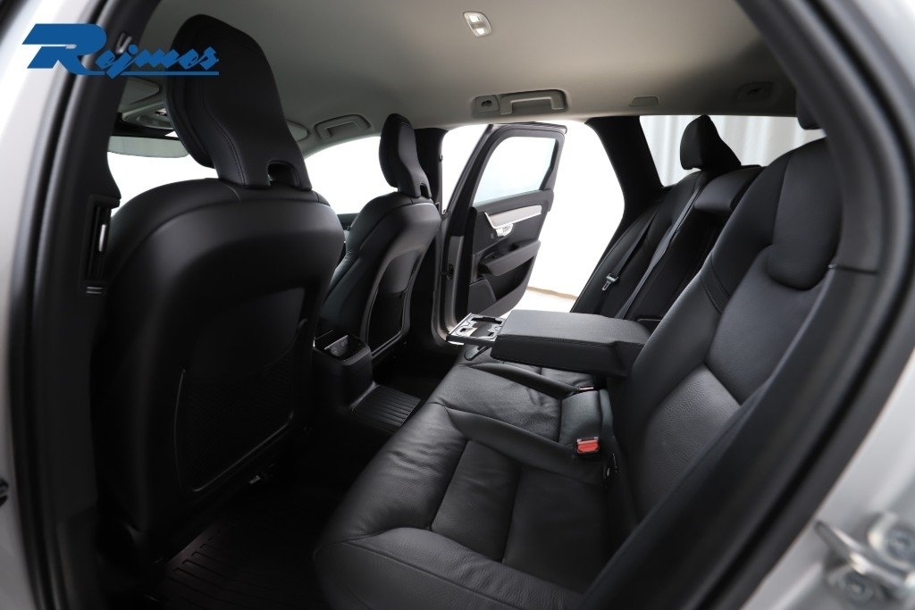 Volvo V90 Plus Dark Nordic 2025, bild 7/10