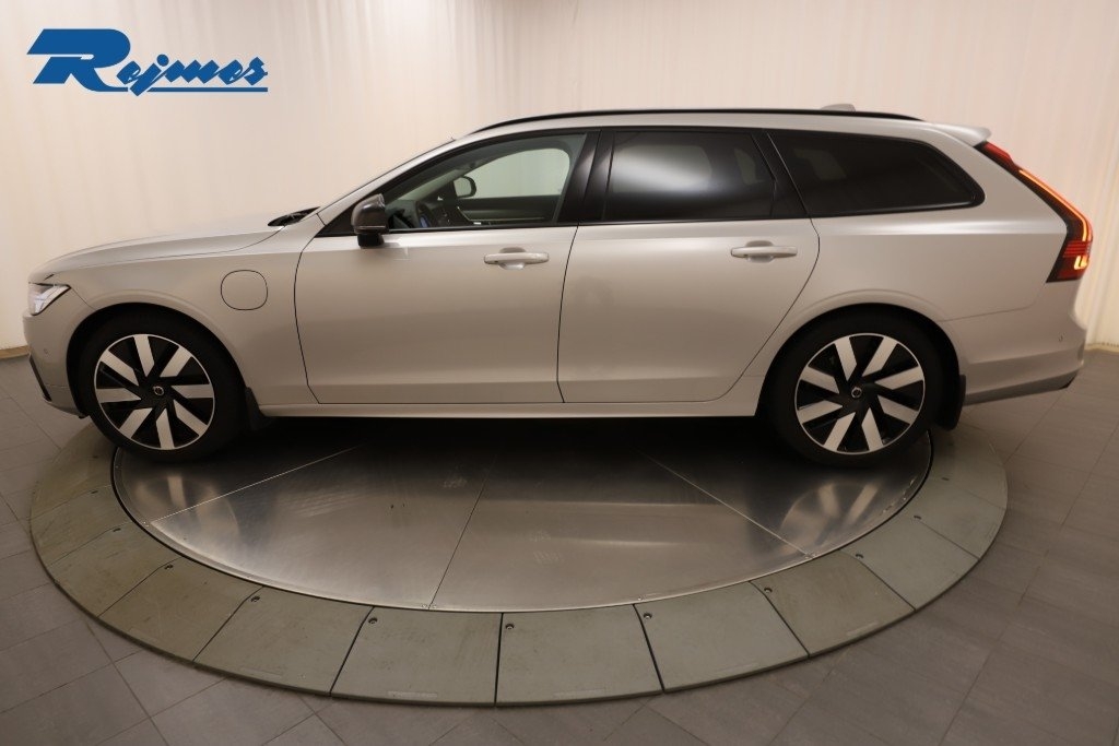 Volvo V90 Plus Dark Nordic 2025, bild 3/10