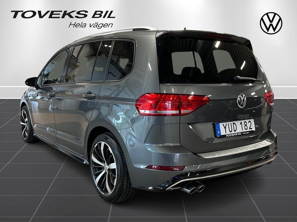 Volkswagen Touran 1.4 TSI R-Line 2018, photo 3/10