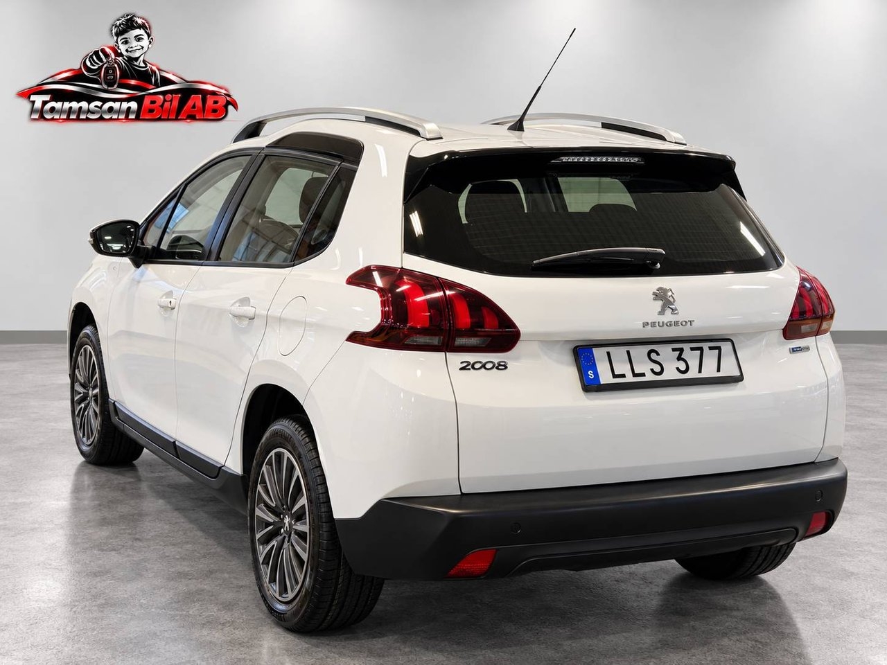 Peugeot 2008 2016, photo 5/15