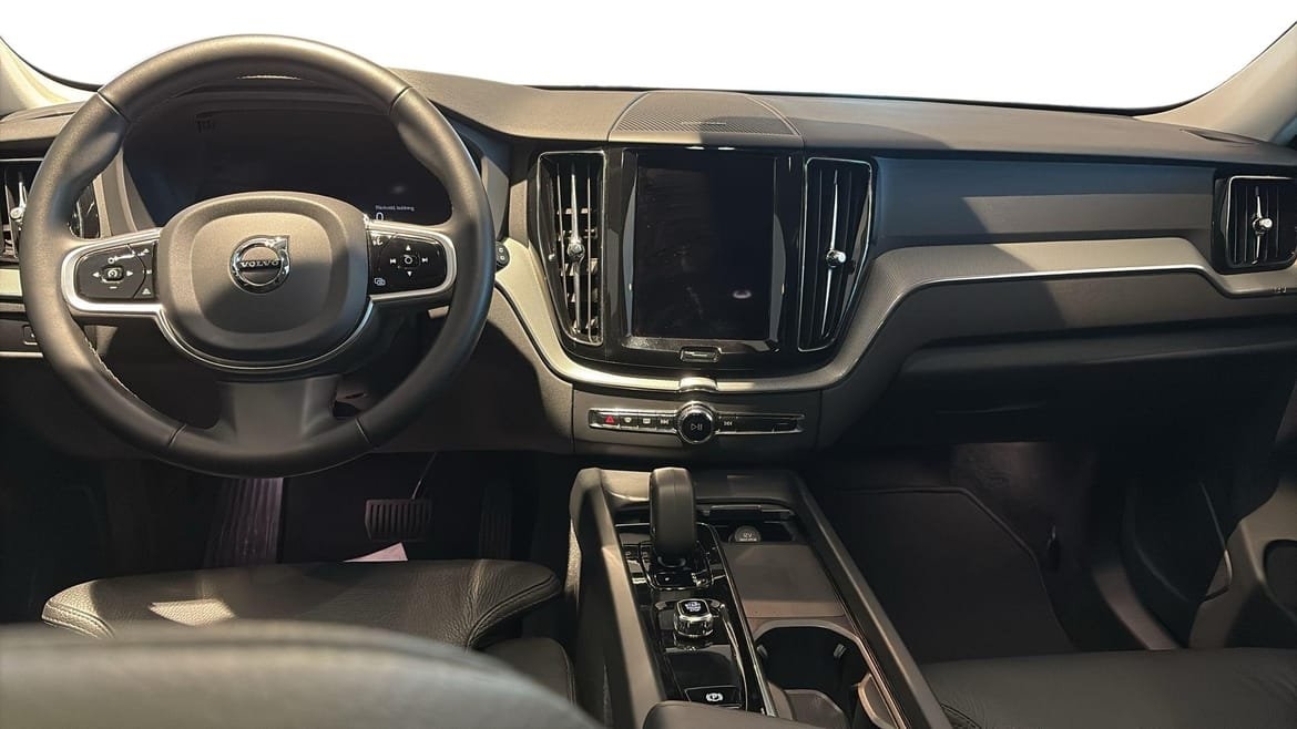 Volvo XC60 T6 Plus Dark Nordic 2025, bild 6/10