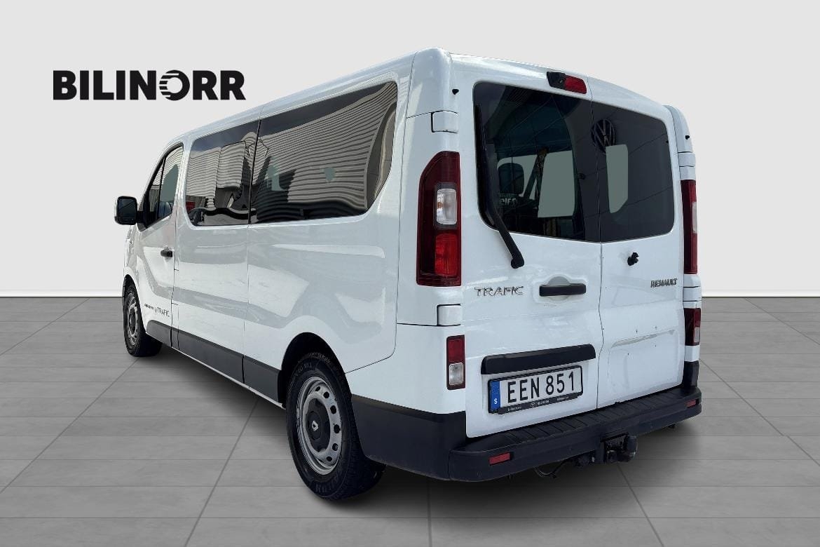 Renault Trafic dCi 125 2017, kuva 4/10