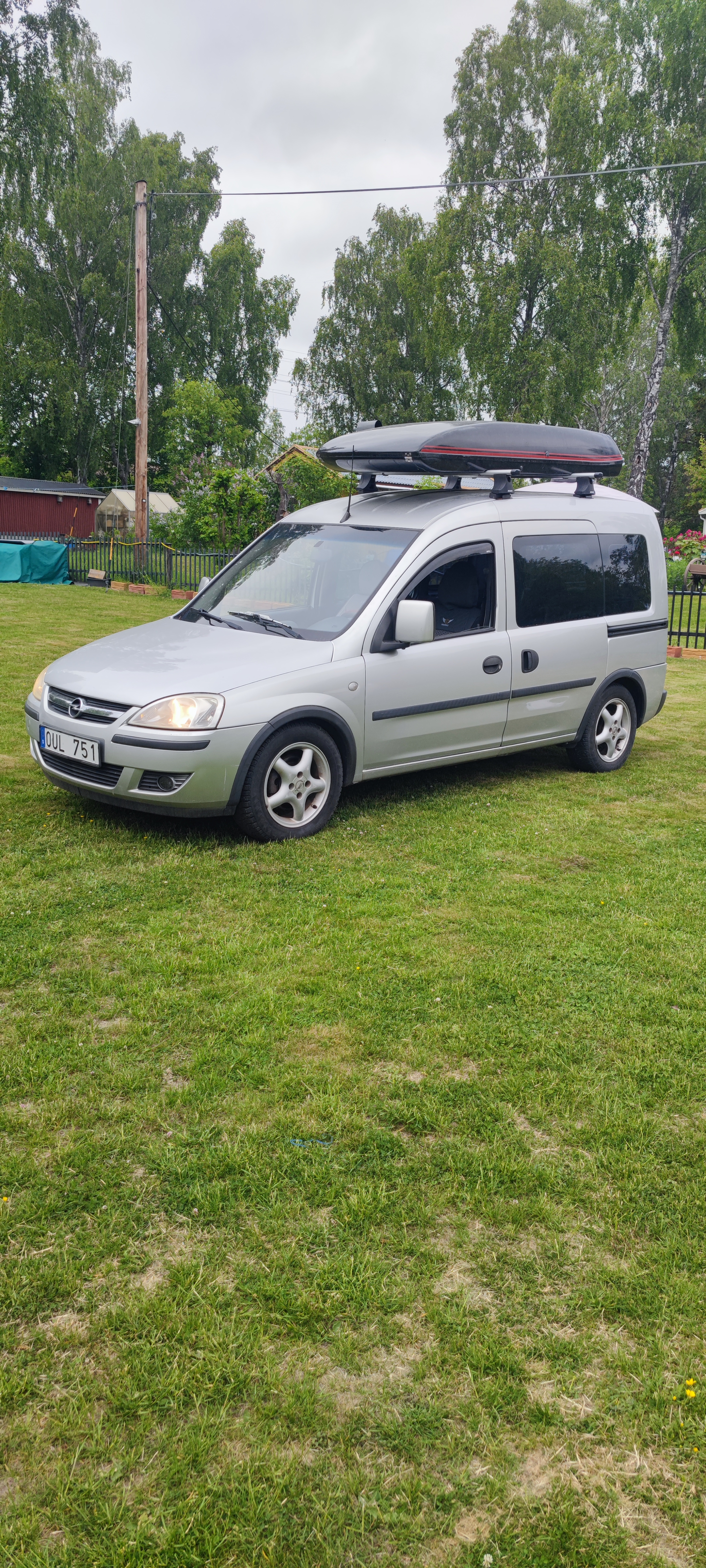 Opel Combo 1.3 CDTI 2009, bild 2/9