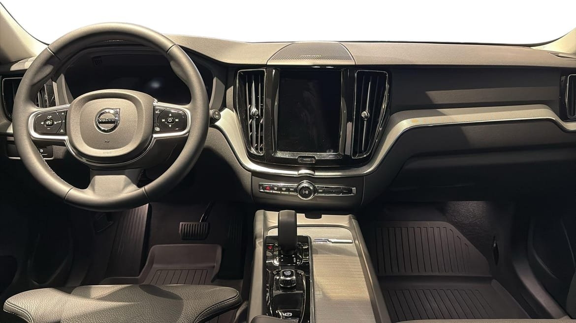 Volvo XC60 T6 Plus Dark Nordic 2025, bild 6/10