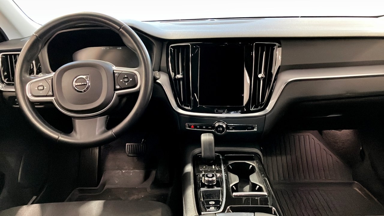 Volvo V60 T6 2022, kuva 4/10