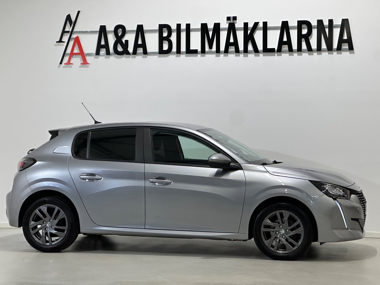 Peugeot 208 1.2 PureTech 75 Active Pack 2021, bild 4/10