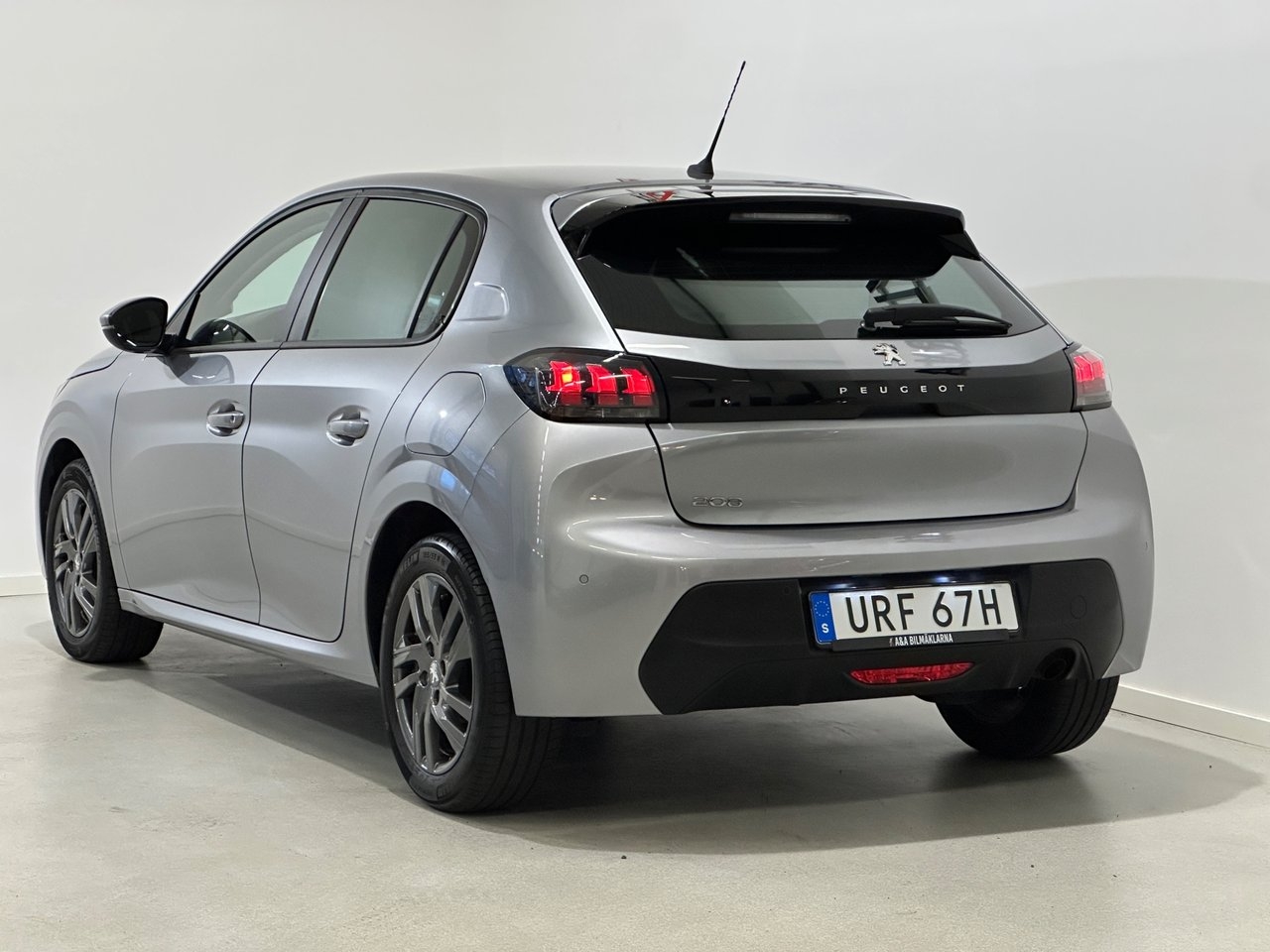 Peugeot 208 1.2 PureTech 75 Active Pack 2021, bild 6/10