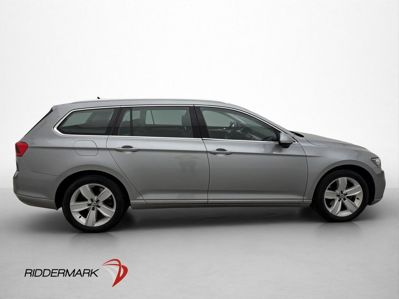 Volkswagen Passat 2.0 TSI 2020, bild 4/31