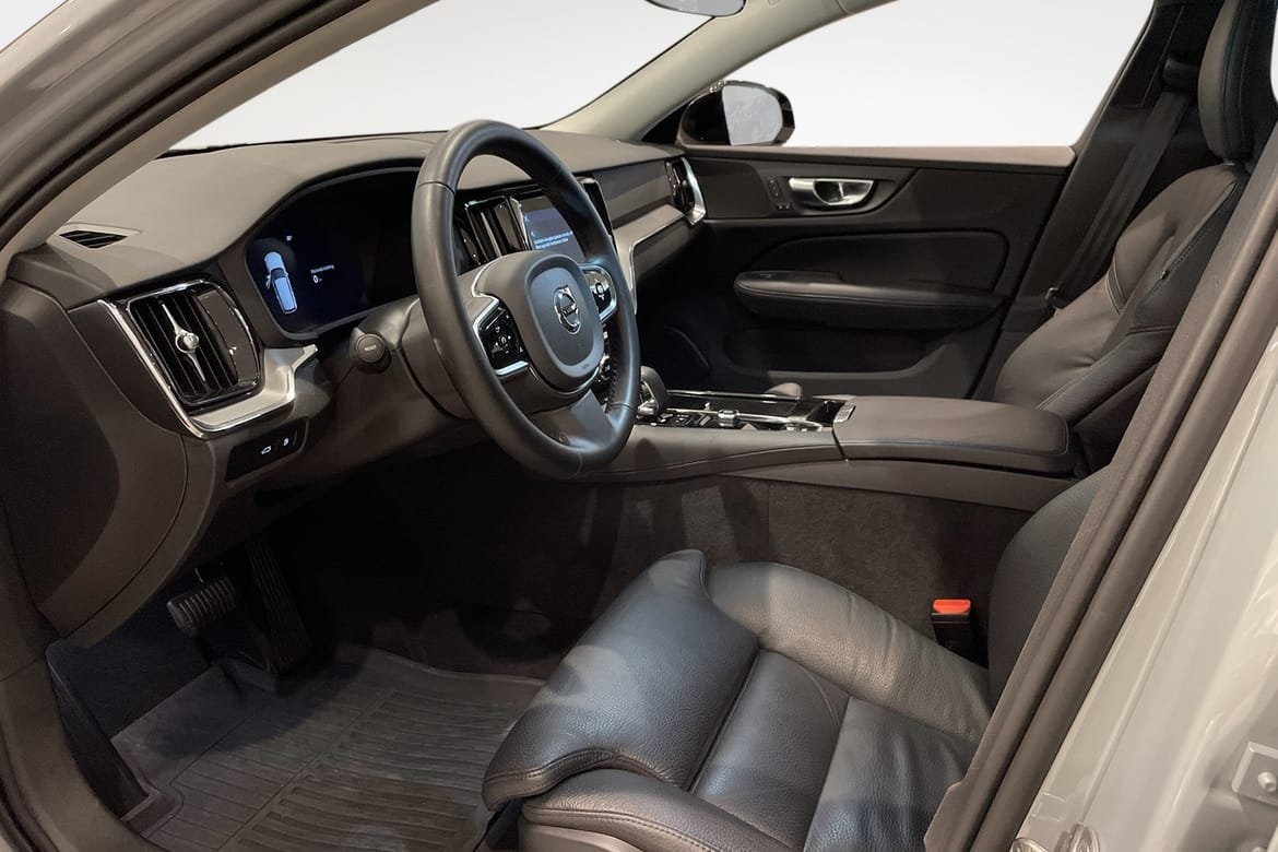 Volvo V60 T6 Plus Dark Edition 2025, kuva 6/10