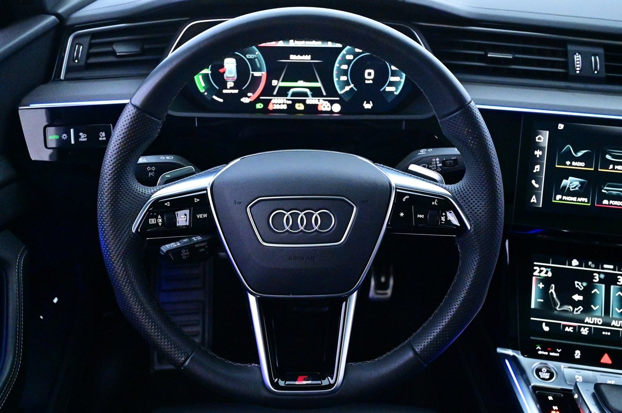 Audi e-tron 55 S line Sport 2024, bild 7/10
