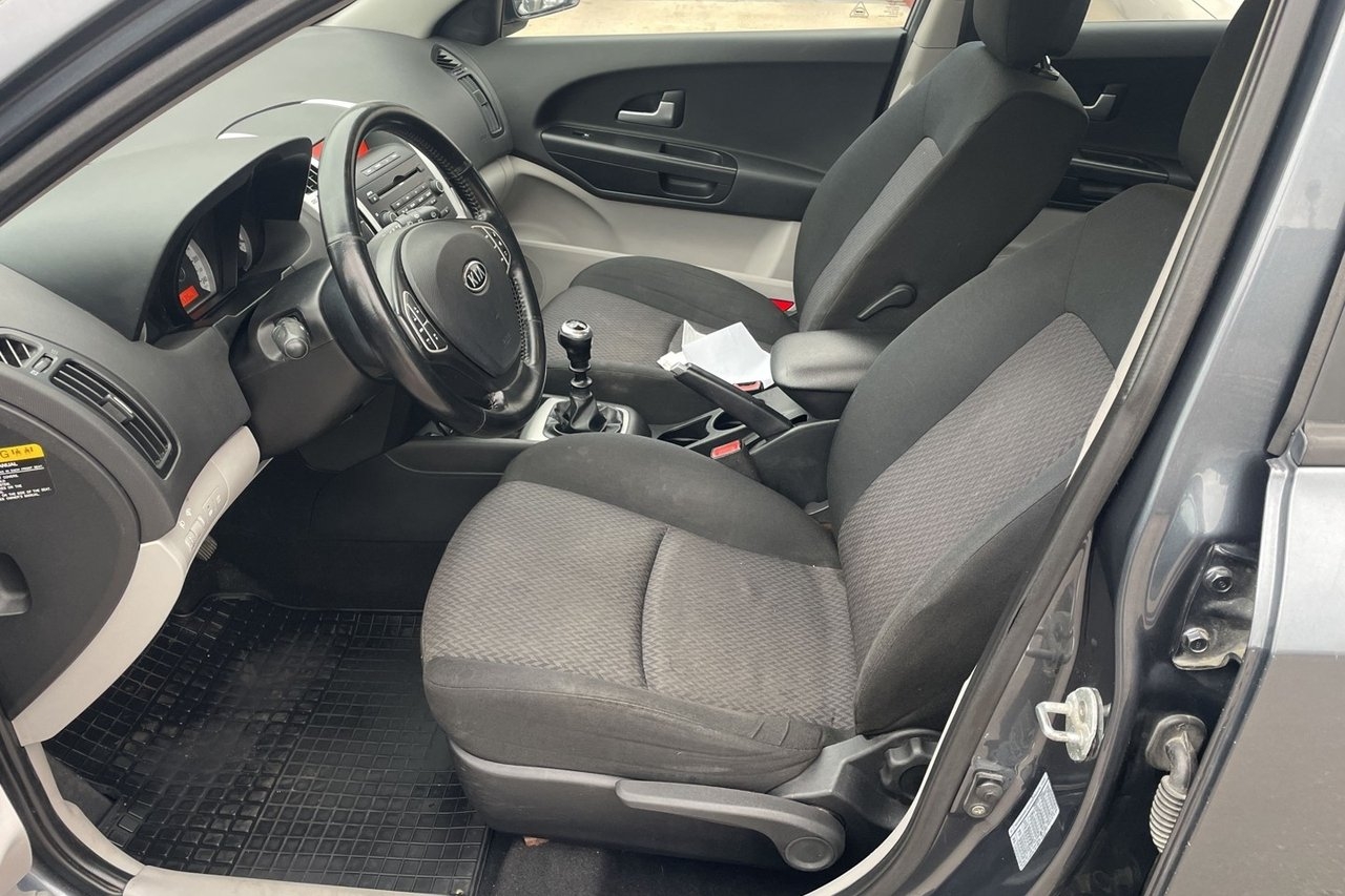 Kia Ceed 1.6 EX 2008, bild 6/10