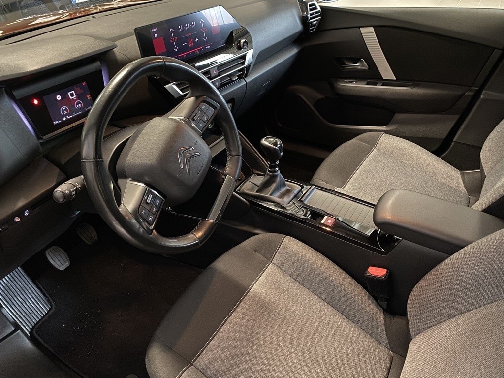 Citroen C4 2021, photo 7/10