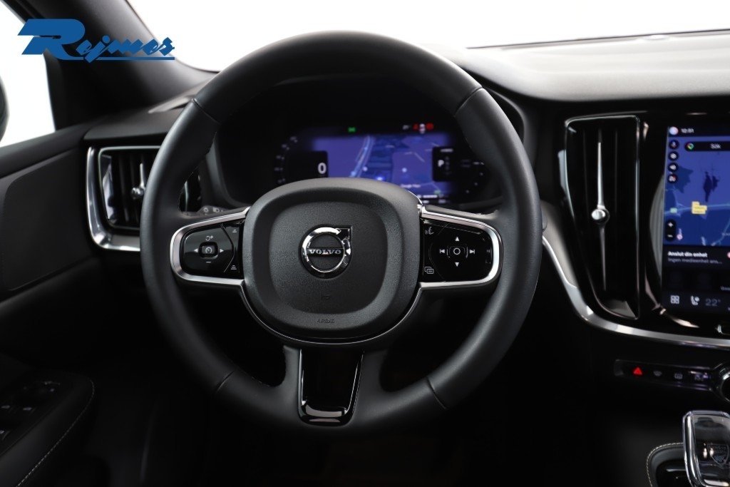 Volvo V60 Plus Dark Edition 2025, kuva 4/10
