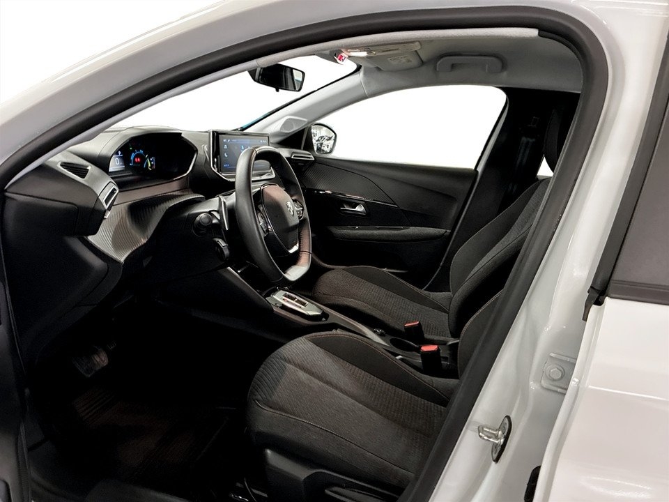 Peugeot 208 1.2 Hybrid 100 Style 2025, bild 5/10
