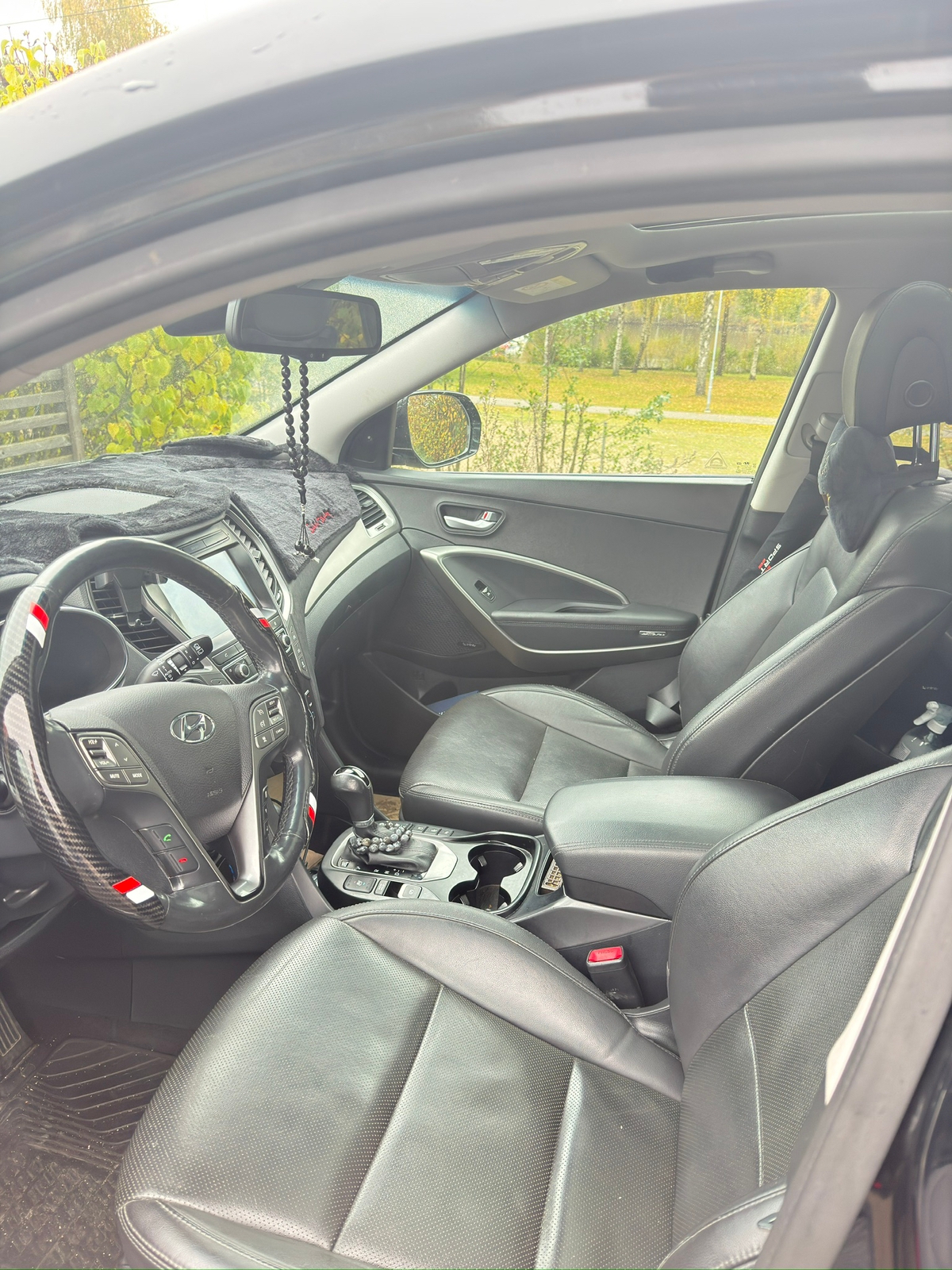 Hyundai Grand Santa Fe 2017, bild 5/6
