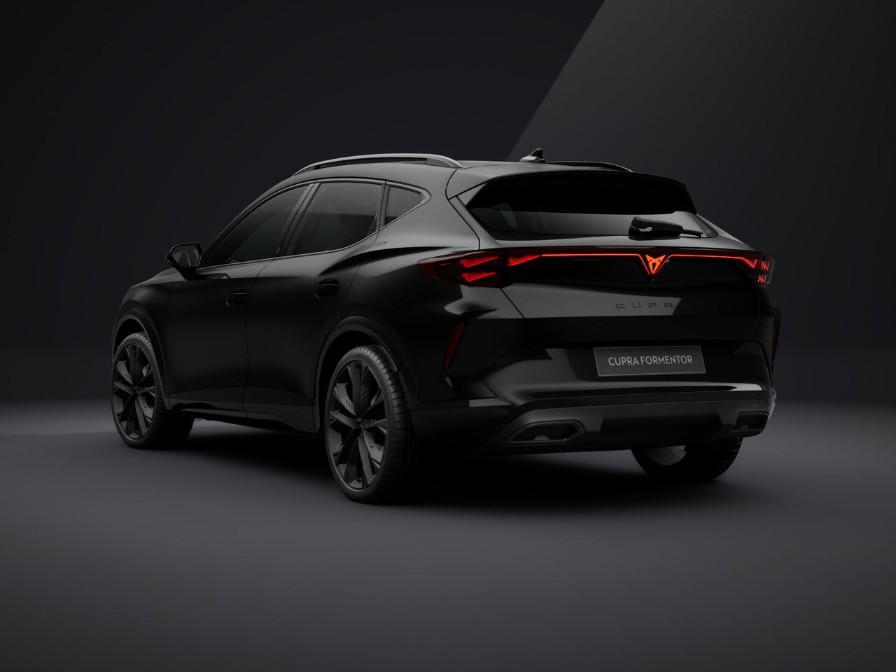Cupra Formentor 1.5 eTSI Tribe Edition 2026, photo 3/5