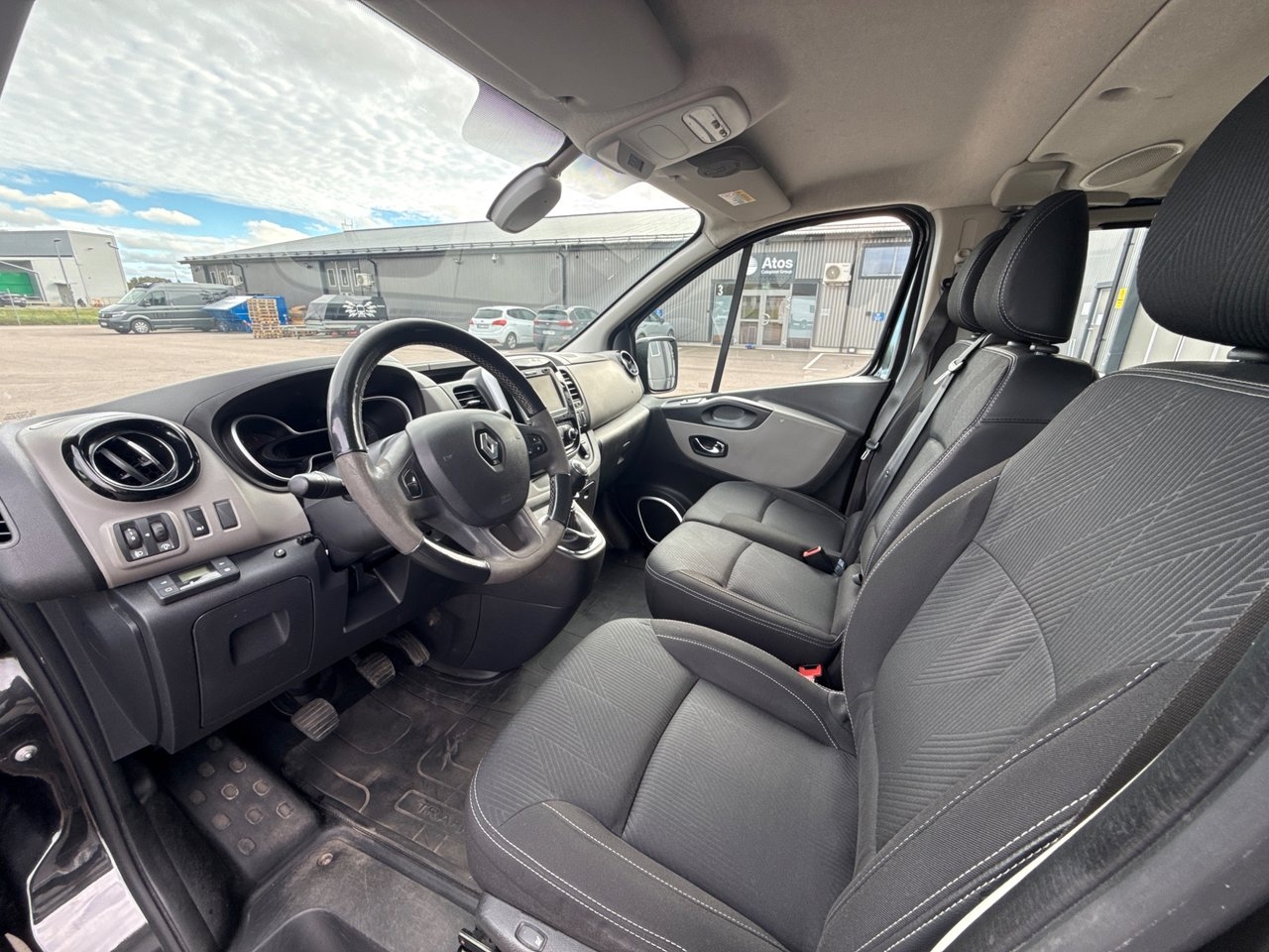 Renault Trafic 2018, bild 5/8