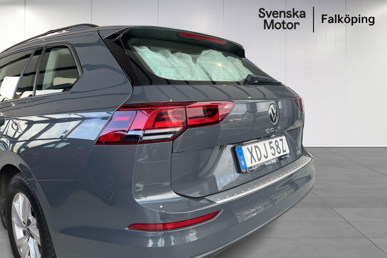 Volkswagen Golf 1.5 eTSI 2023, bild 5/10
