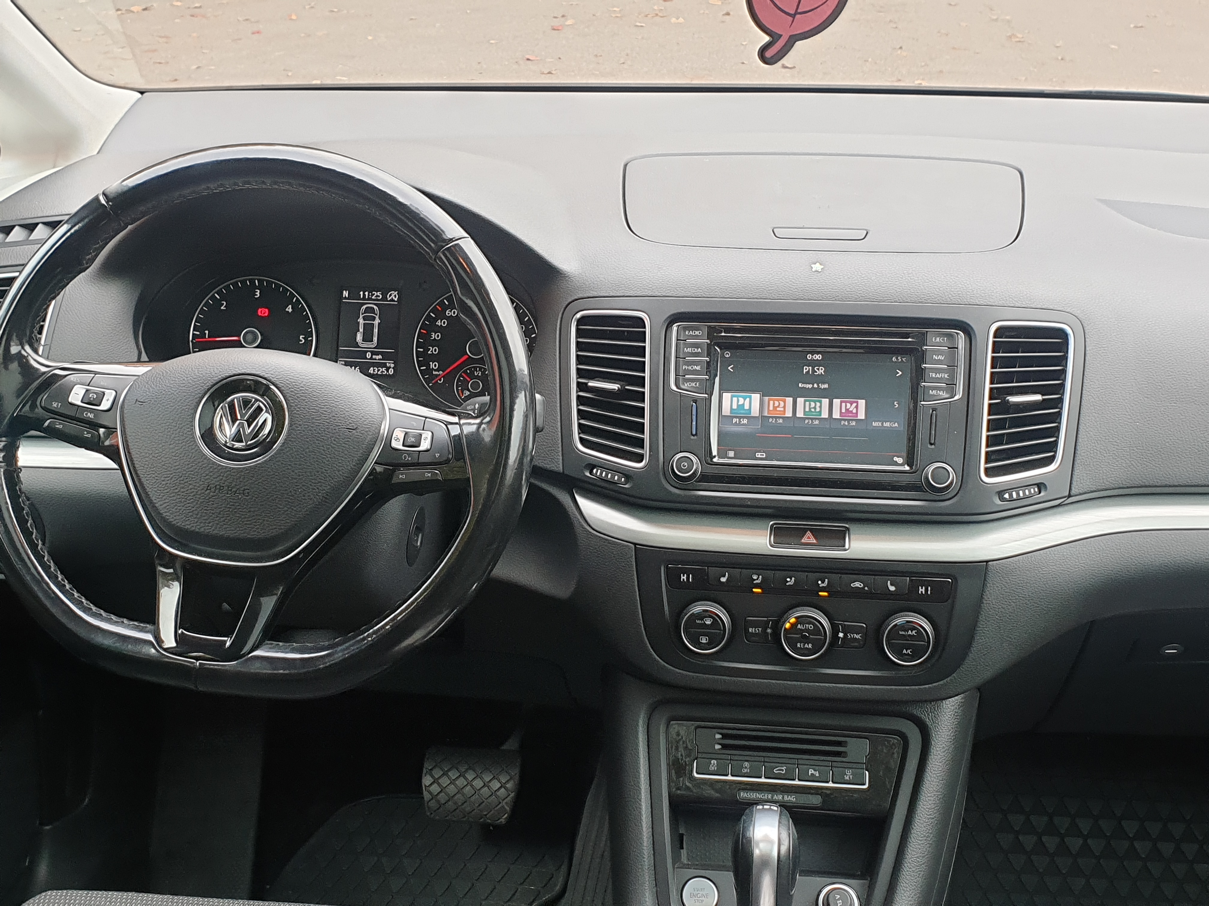 Volkswagen Sharan 2017, bild 4/9
