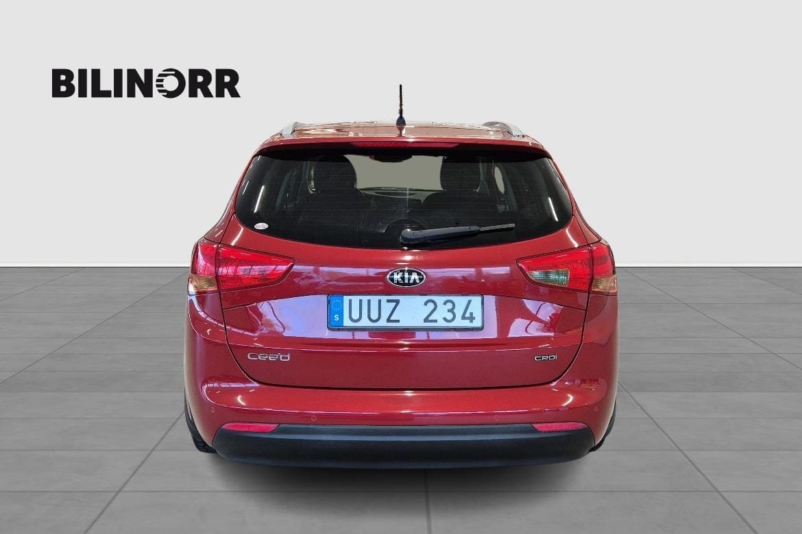 Kia Ceed 1.6 CRDi 128 2014, bild 4/10