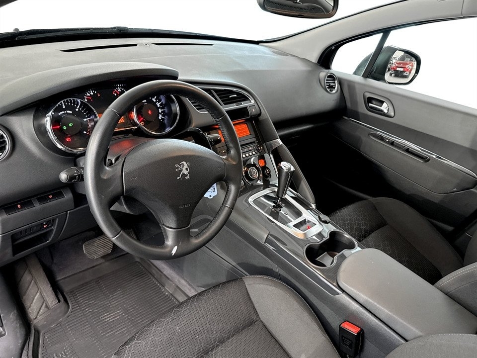 Peugeot 3008 e-HDi 115 Active 2014, bild 4/10